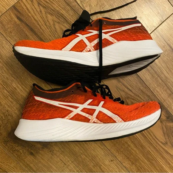 ASICS Magic Speed Red Running Shoes - Picture 7 of 10